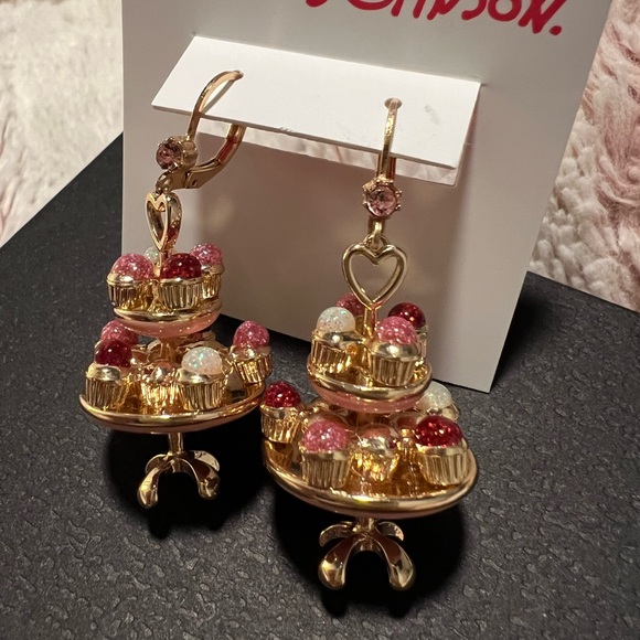 Betsey Johnson Gold Tone Two Tier Cupcake Stand Drop Earrings | NEW - Picture 4 of 6